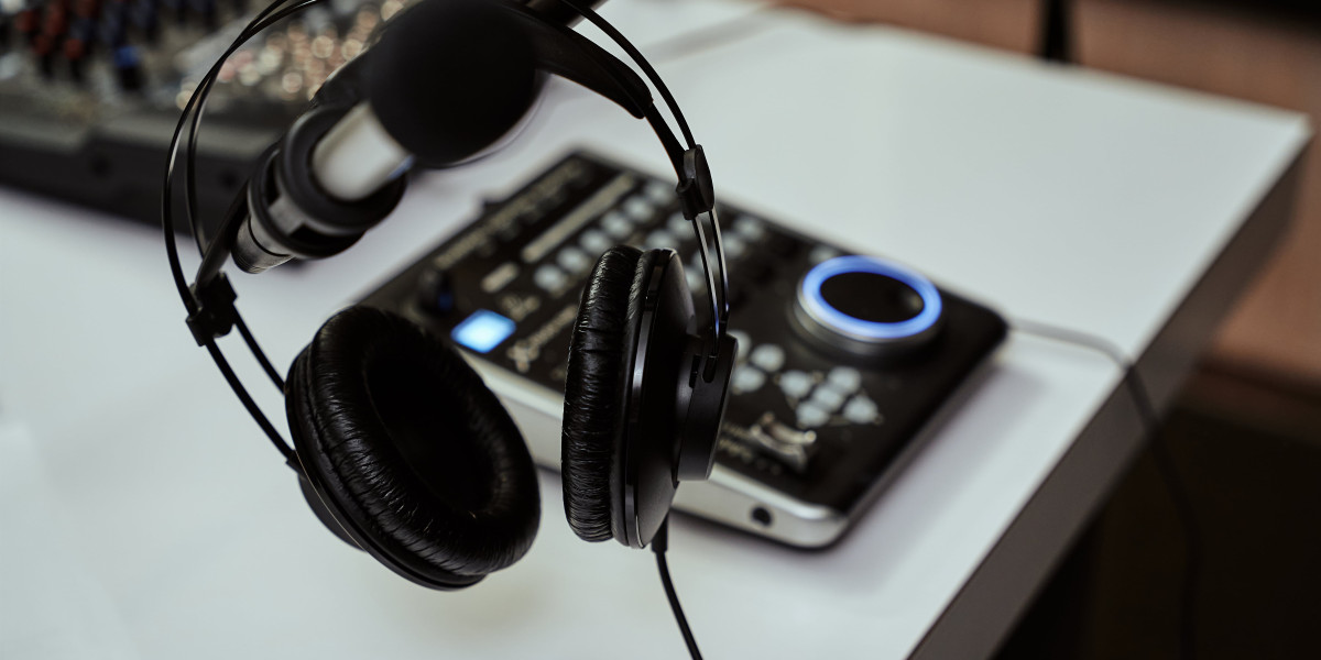 The No. 1 Question That Anyone Working In Headphones Buy Online Should Be Able To Answer