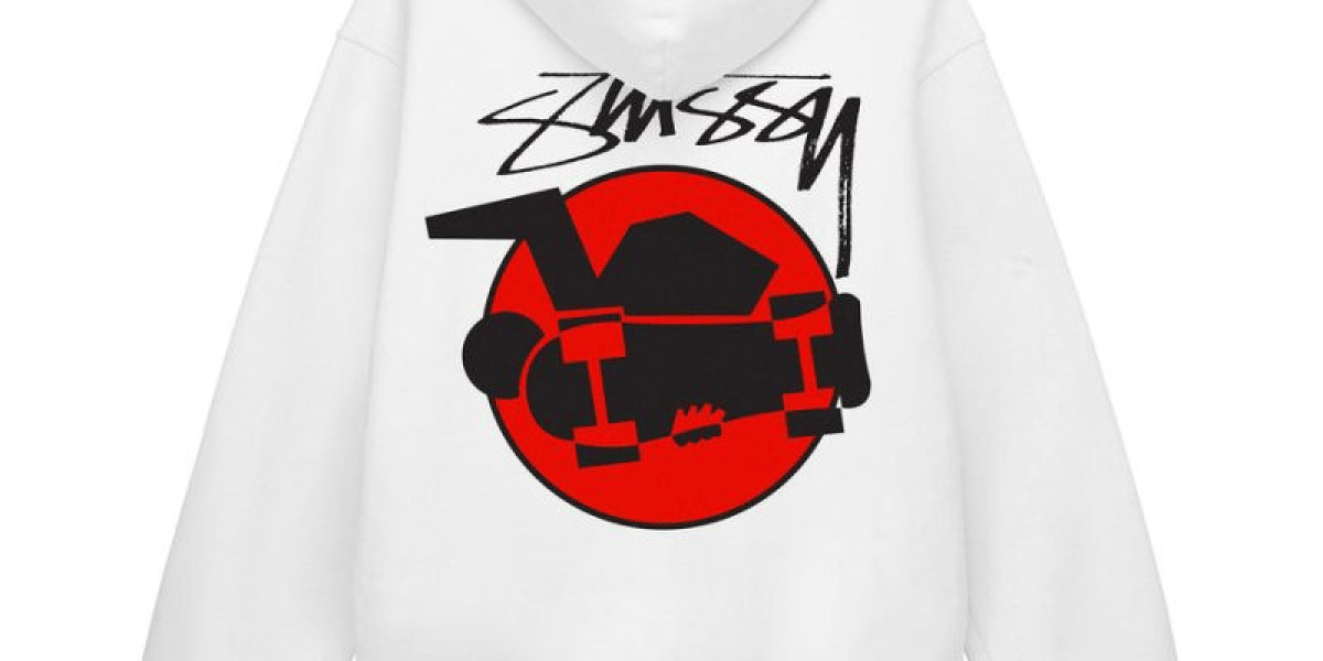 Stüssy Hoodie – The Streetwear Essential That Defines Modern Cool