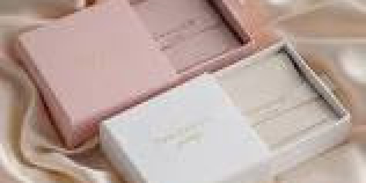 Eyelash Boxes: Elegant and Protective Packaging for Beauty Brands