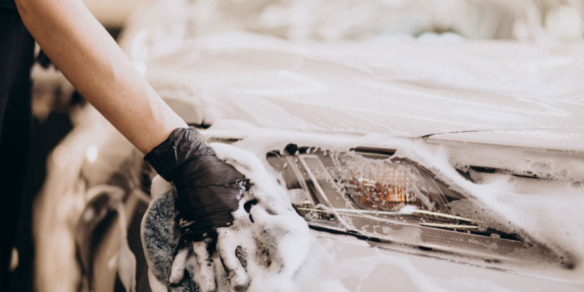 Expert Exterior Hand Car Wash in Chicago: Why Professional Care Makes All the Difference