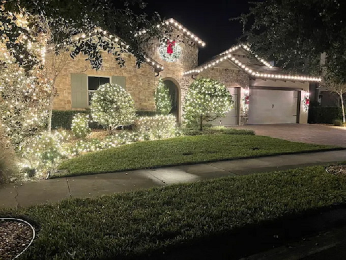 Custom Christmas Light Installation Services in Naples, FL