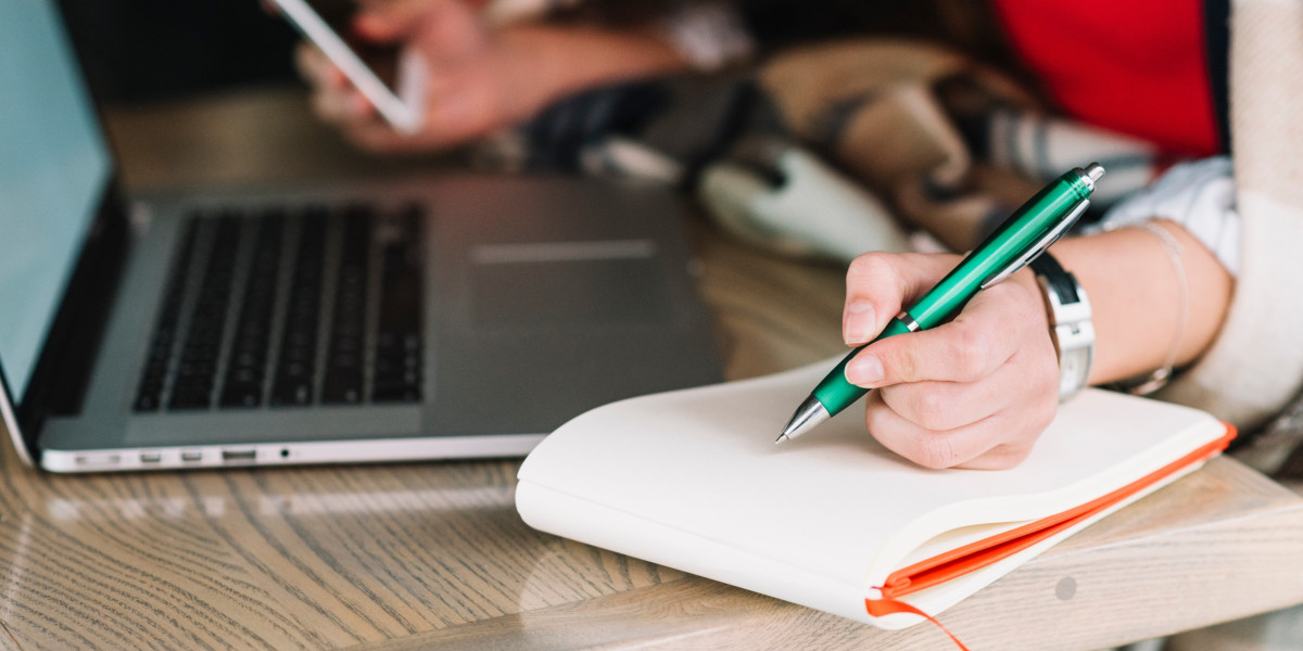 Professional Law Assignment Help UK for LLB and LLM Students