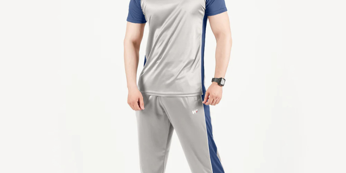 Choose the Best Summer Tracksuit Mens for Comfort & Style