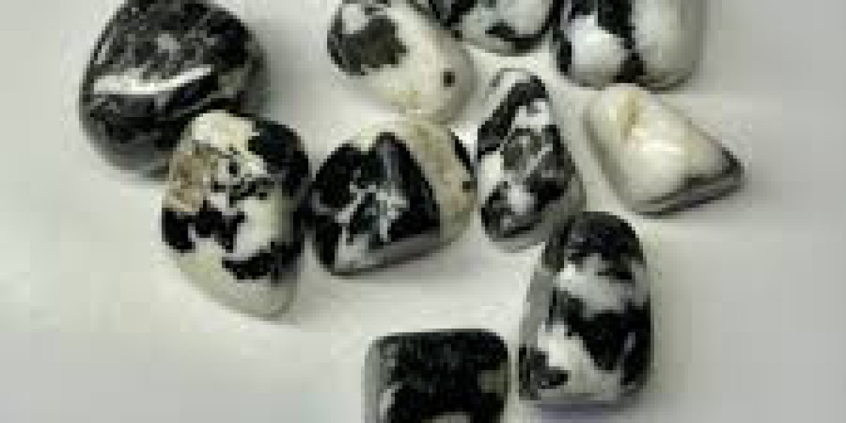 Zebra Jasper: Meaning, Benefits, and Uses of This Striking Stone