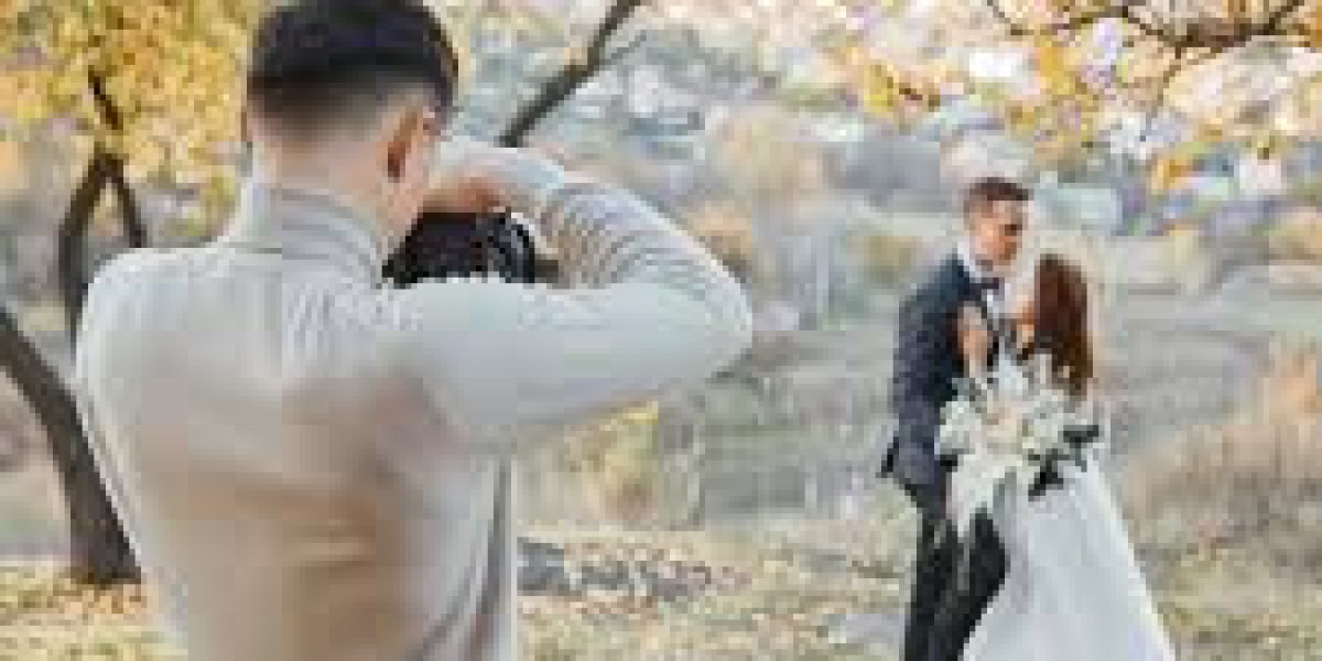 Professional Female Photographer – Bridal, Portrait & Event Photography