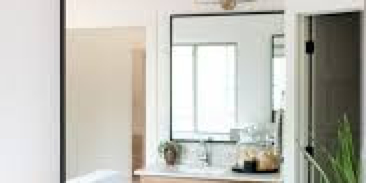 Framed Bathroom Mirrors: Elevating Style and Function in Your Bathroom