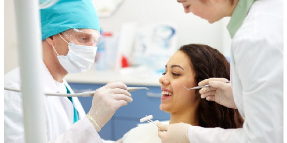 Teeth Whitening Service That Actually Works When You Need It Most